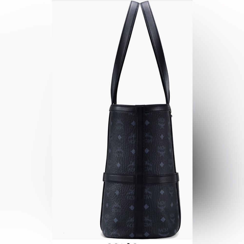 MCM Medium Delmy Visetos Shopper - Picture 4 of 14